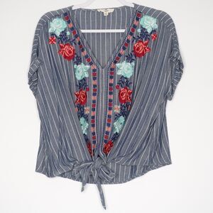 Entro‎ Blue Stripe Floral Embroidered Top Size Small Tie Knot